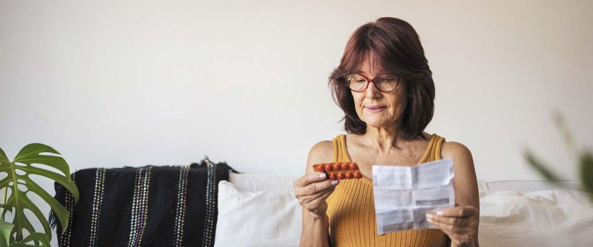 Reducing Hot Flashes and Night Sweats with Maca Root: A Comprehensive Guide